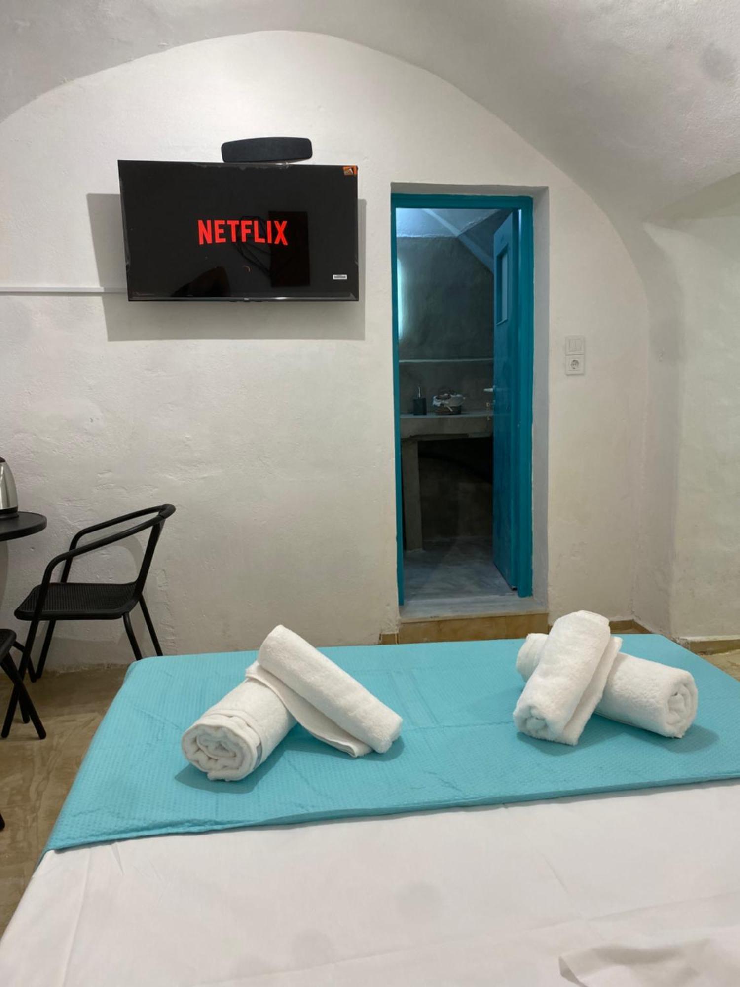 Cueva Con Vista Studios 피르고스 외부 사진